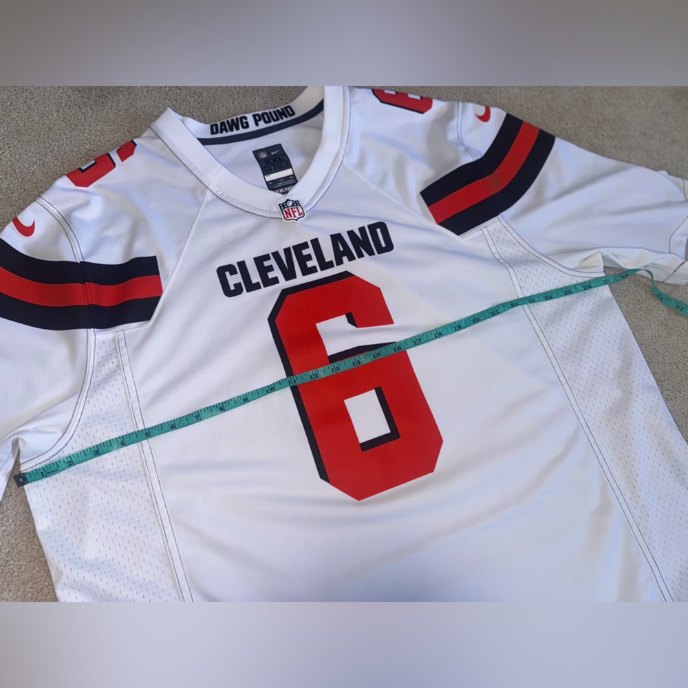 Baker Mayfield Cleveland Browns NFL Jersey - Like New - Picture 7 of 7